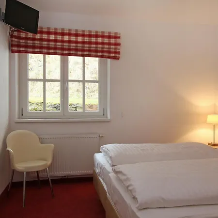 Alpine By Alpin Kaprun